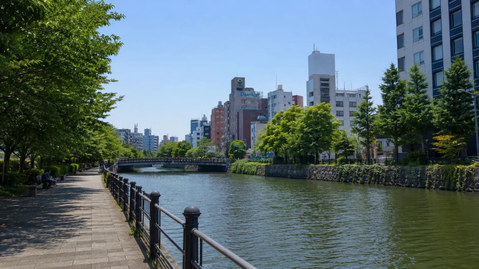 NetWalking #022: Moat Walk